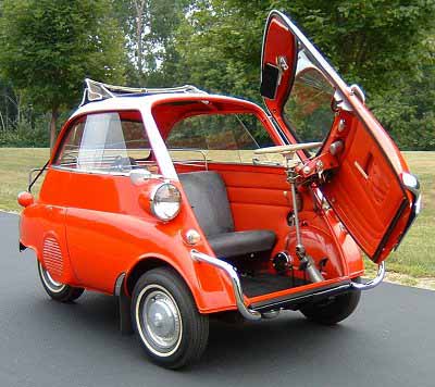 img-206859-2-bmw_isetta_open.jpg