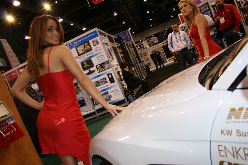 img-208153-2-girls74nw9.jpg