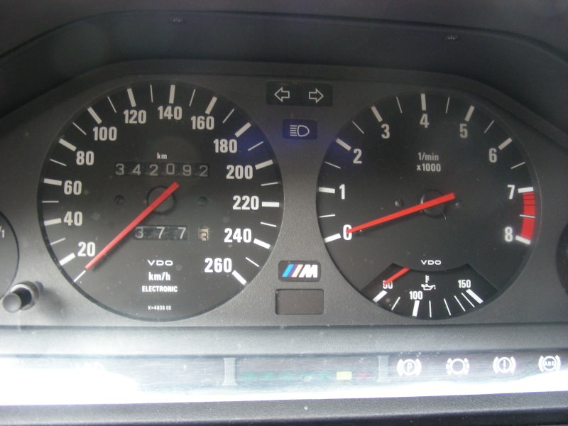 img-208277-2-m3-99_10.jpg