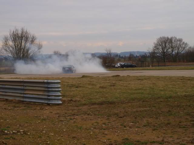 img-218514-1-393135P3072151.jpg