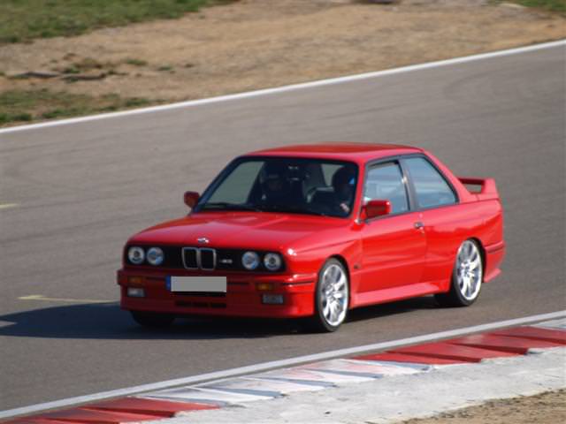 img-220237-6-m3rougesmall.jpg