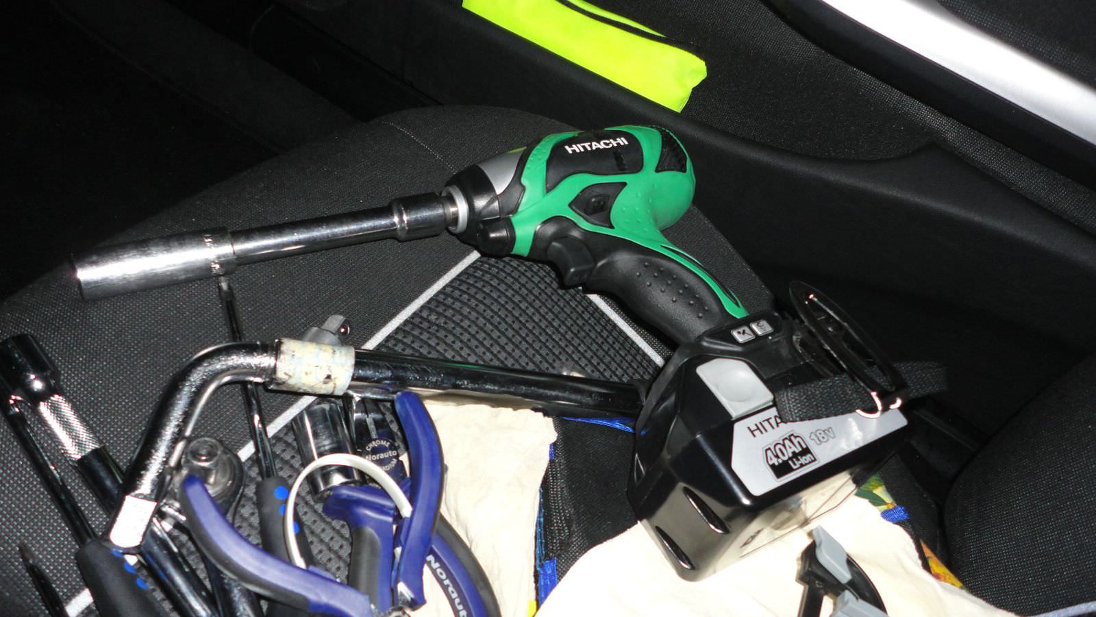2014-volant-330ci-16-big.jpg