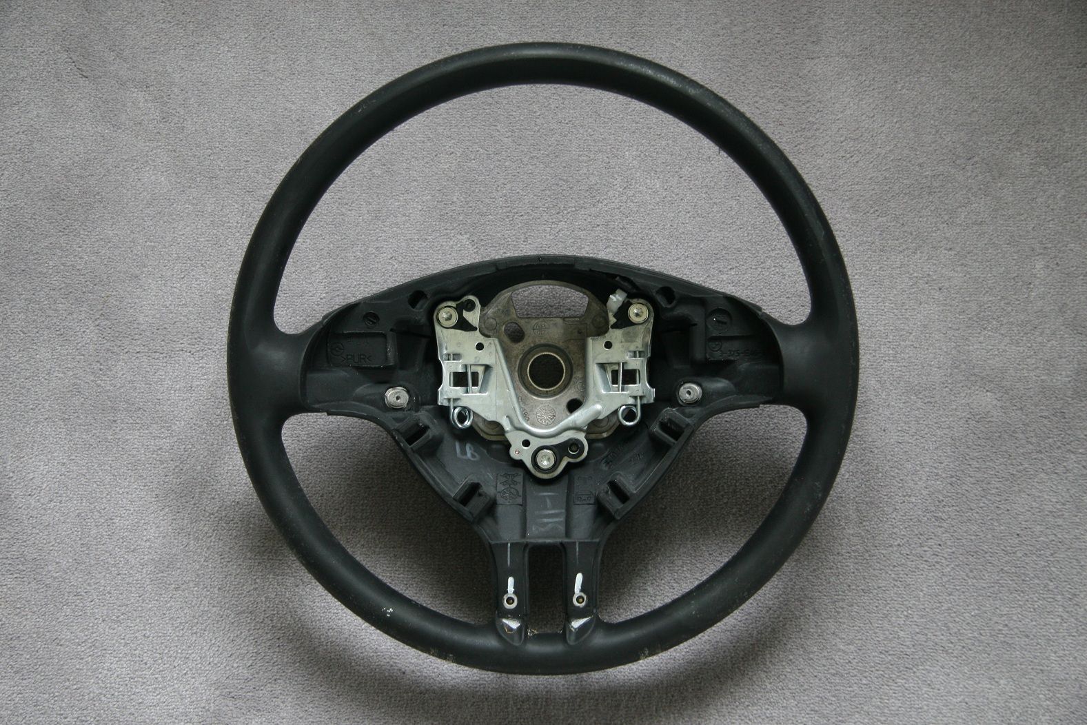 2014-volant-330ci-20-big.jpg
