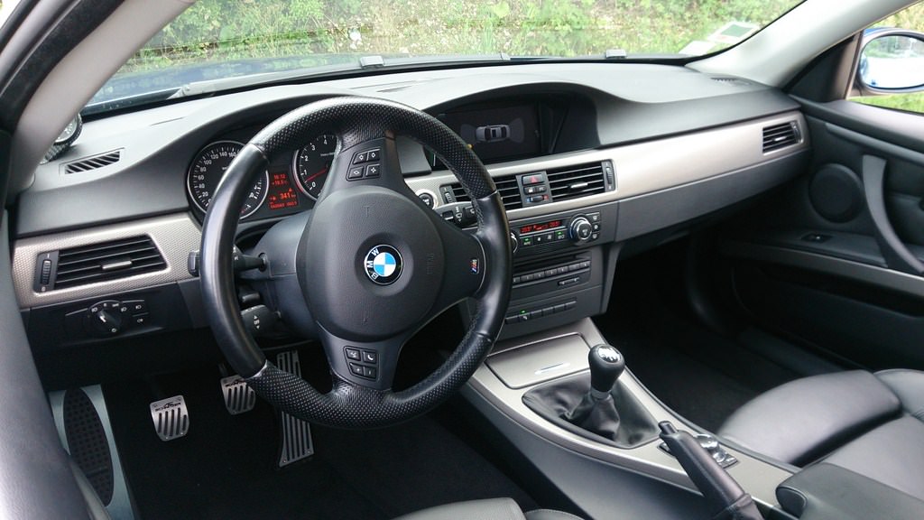 bmw-335i-dsc_1106-copier-big.jpg