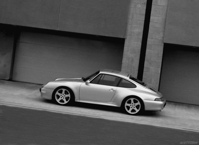 img-21552-8-BWdrslopMed1.sized.jpg