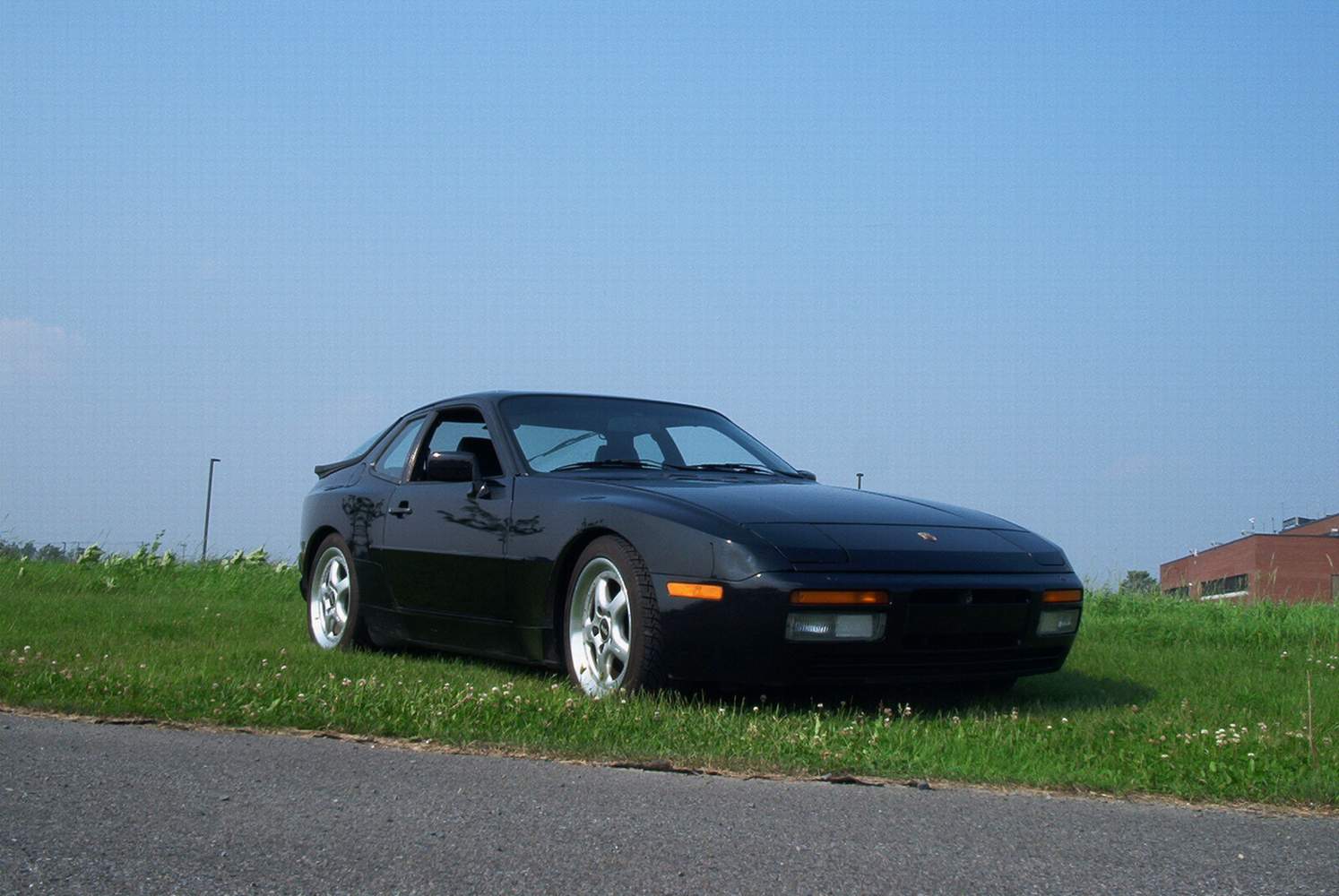 img-22336-2-944tfrontright1493x1000.jpg