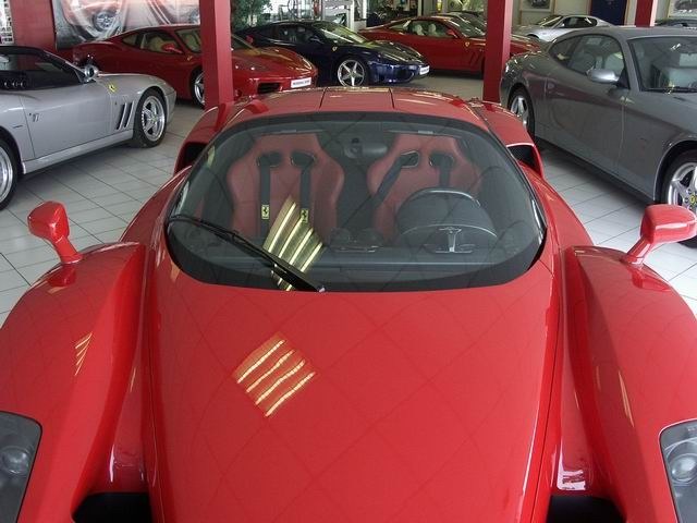img-22446-20-Ferrari_20.jpg