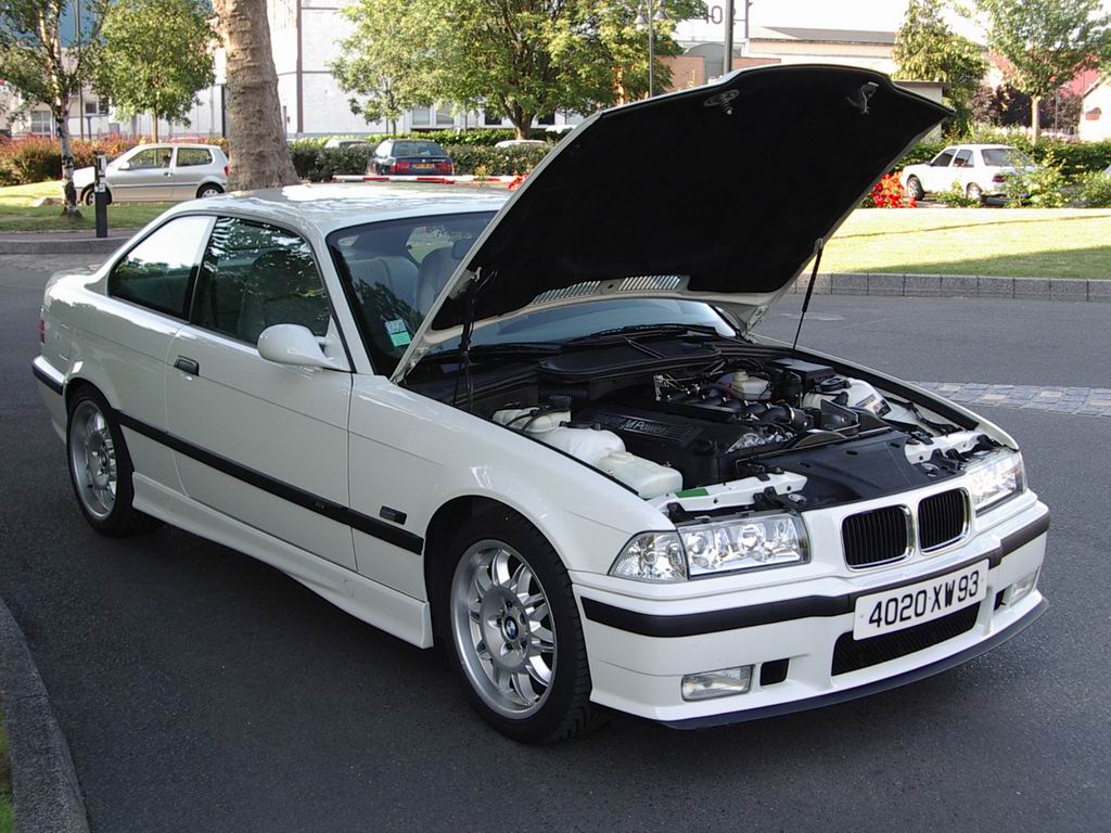 img-40651-1-3L2 blanc 3 quart .jpg