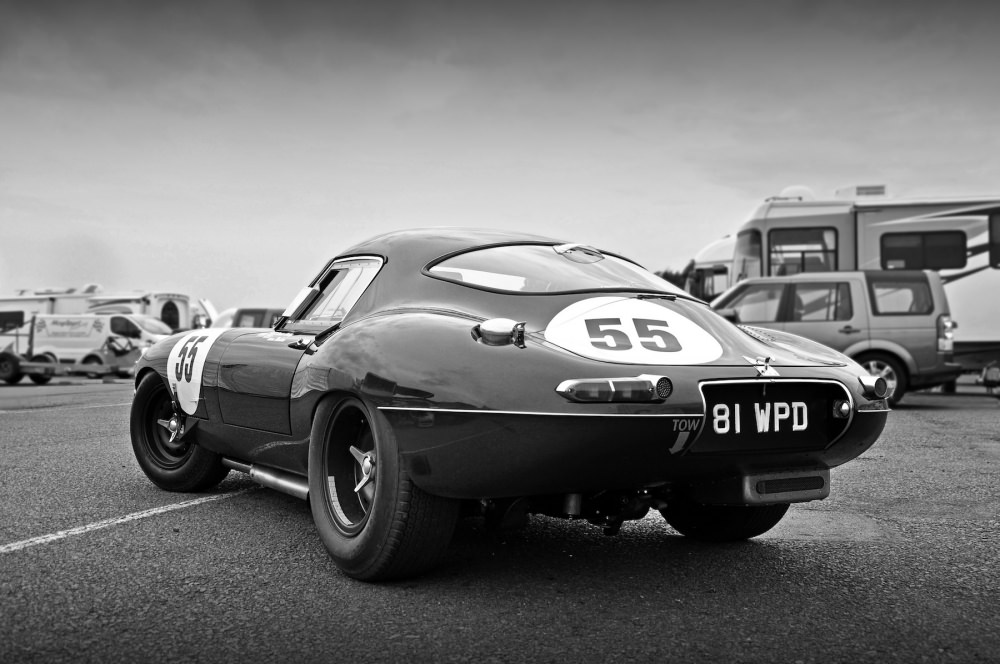 jaguar-e-type-10 - copie.jpg