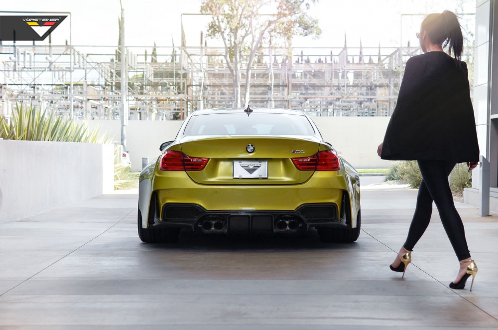 Austin-Yellow-BMW-GTRS4-Widebody-4.thumb