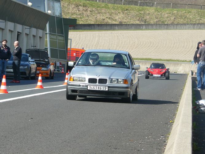 pitlane.jpg.de64de9eb890baab12d898db51f7