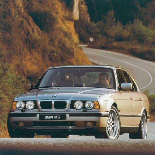 Plus d’informations sur « BMW M5 E34 »