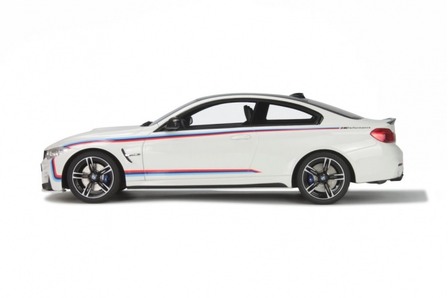 bmw-m4-pack-performance (4).jpg