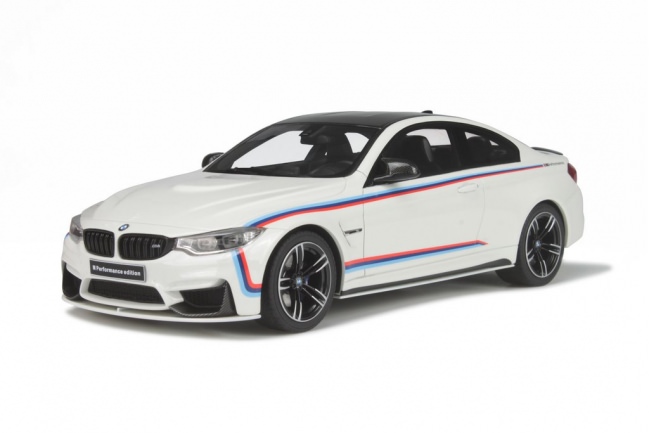 bmw-m4-pack-performance.jpg