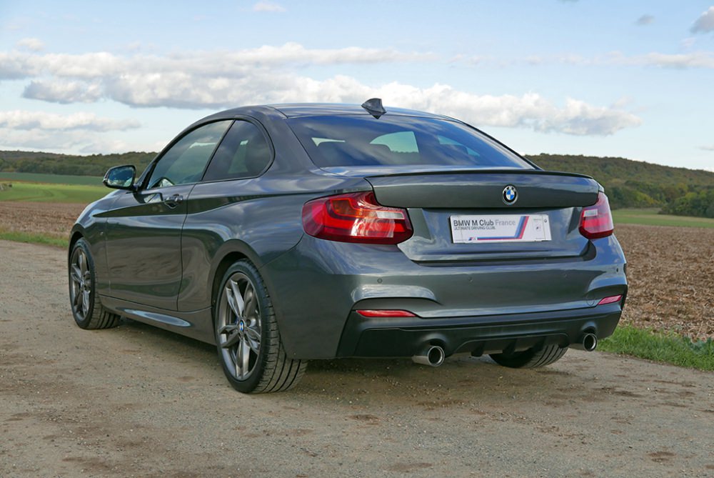 m2352.jpg