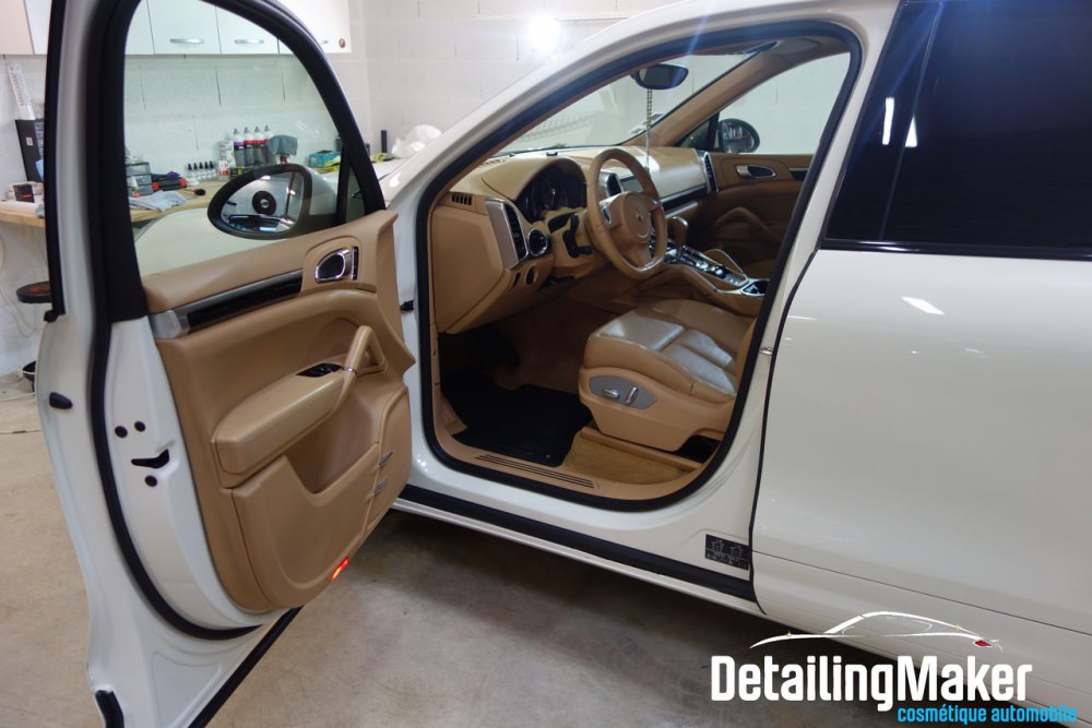 Porsche Cayenne_12.JPG