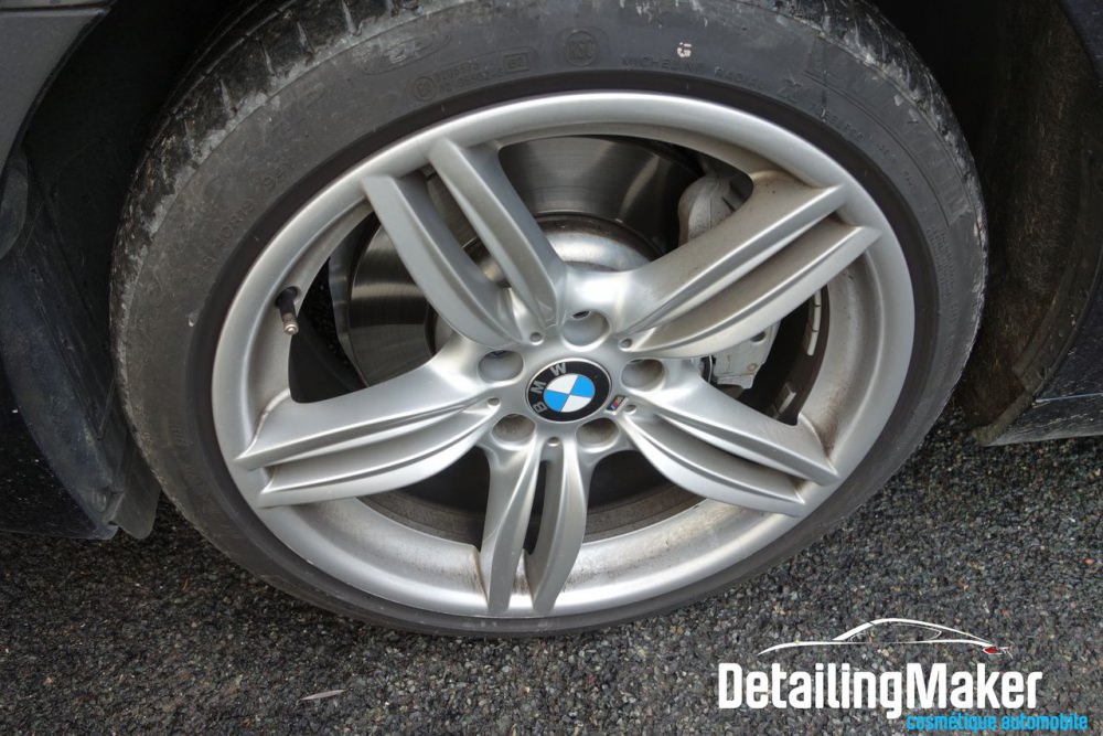Detailing BMW SERIE 5 F10 Pack M_02.JPG