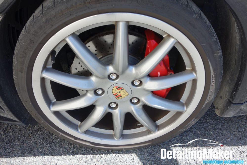 Detailing Porsche 997 Carrera 4S Spyder_031.JPG
