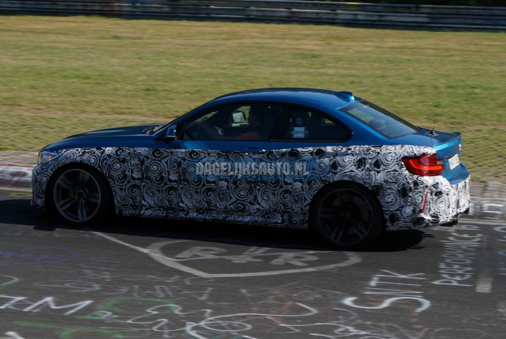 BMW-M2-CS-2018-spionage-4.jpg