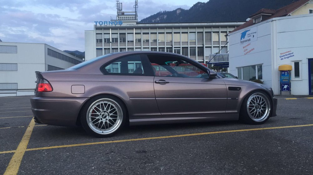 m3_e46_jantes_acier_linea_corse.thumb.jpg.1d3505c996b308c6ff270a55042f666c.jpg