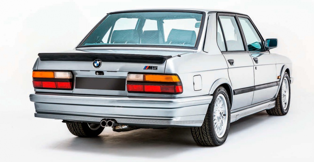 Buying-Guide-BMW-M5-E2_20161020-124953_1.jpg