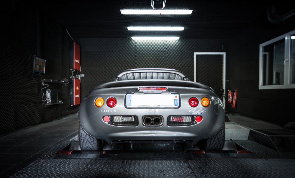 lotus_elise_S_AR.jpg