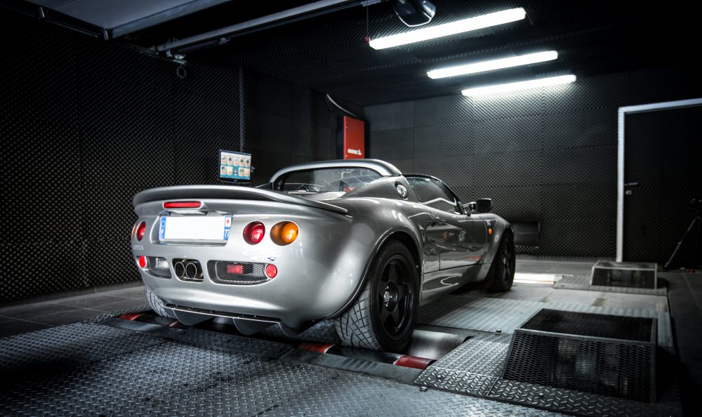 lotus_elise_S_lateral_AR.thumb.jpg.1bd1e4d5f635099c30218c927ae8f353.jpg