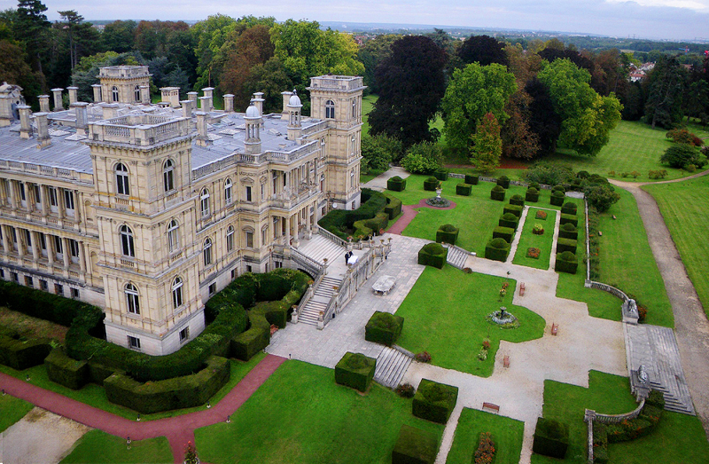 chateau b.png