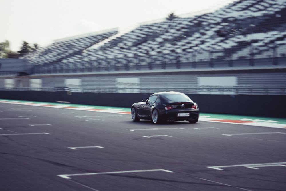 bmwz4.thumb.jpg.67b613dd9b746f8fe2d1e52c571eb8ab.jpg