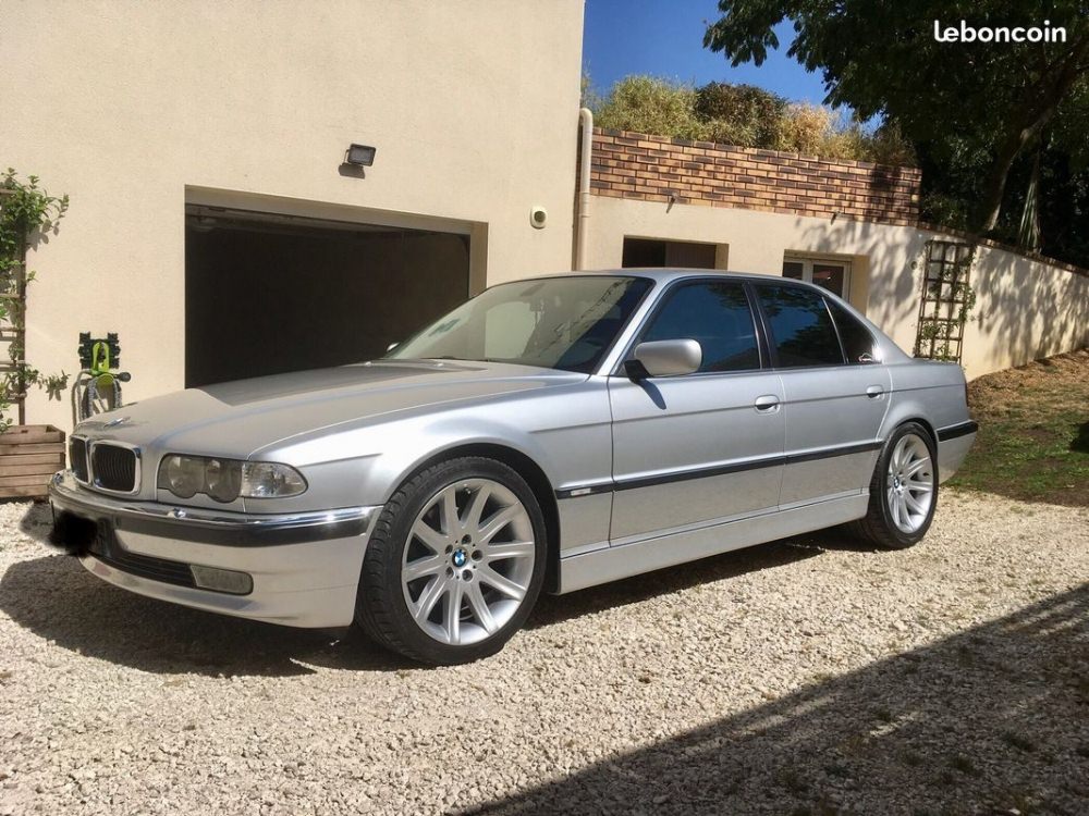 740i.thumb.jpg.ce0e26bc0745260352f90e86802589cb.jpg