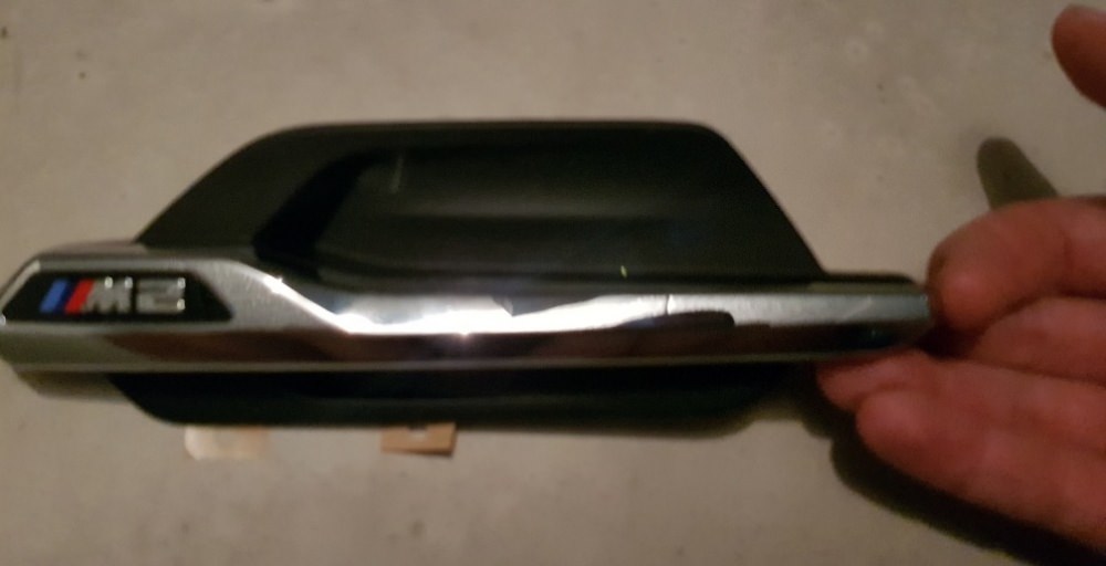 227187935_grillelaterale02.thumb.jpg.54584deff9d6f117d3e81245d79b62d8.jpg