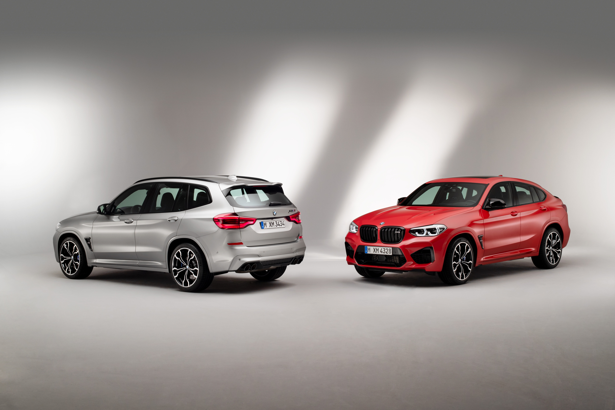 The all-new BMW X3 M Competition and the all-new BMW X4 M Competition (02/2019).