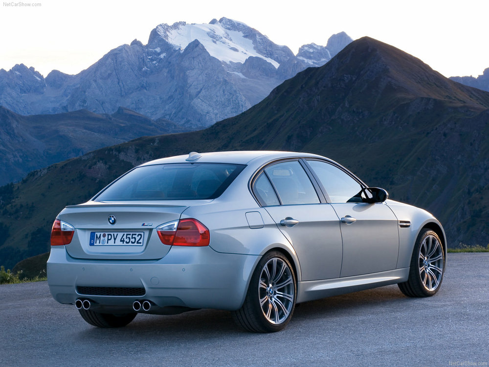 BMW-M3_Sedan-2008-1280-0c.jpg