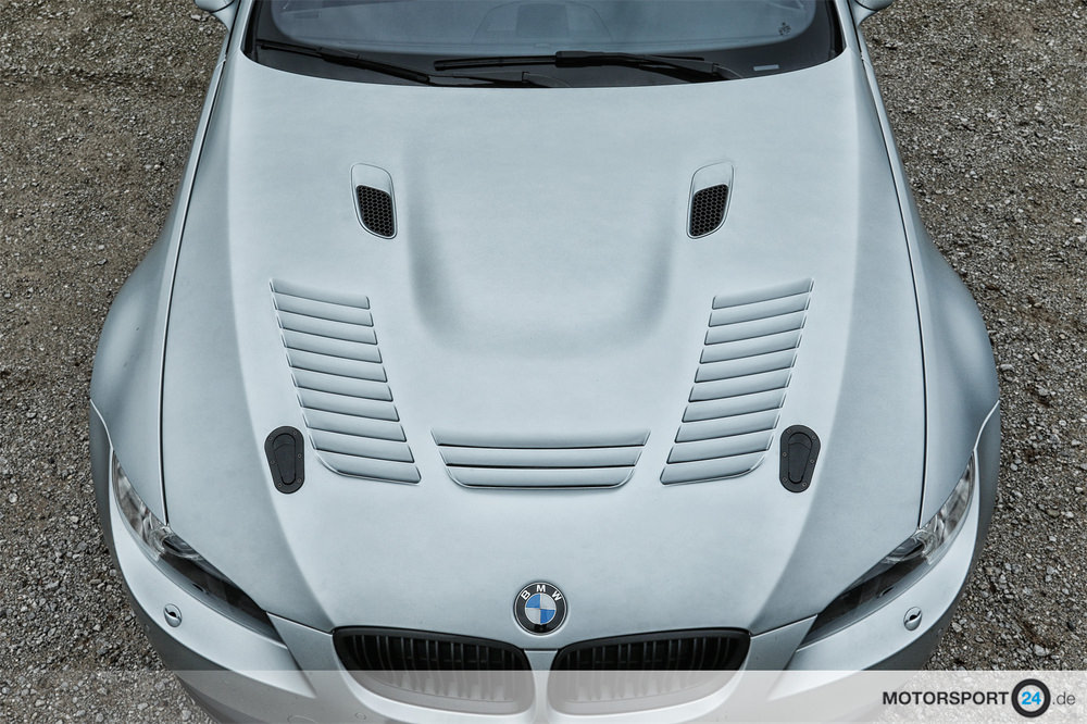 M3-E92-Motorhaube_4620.jpg