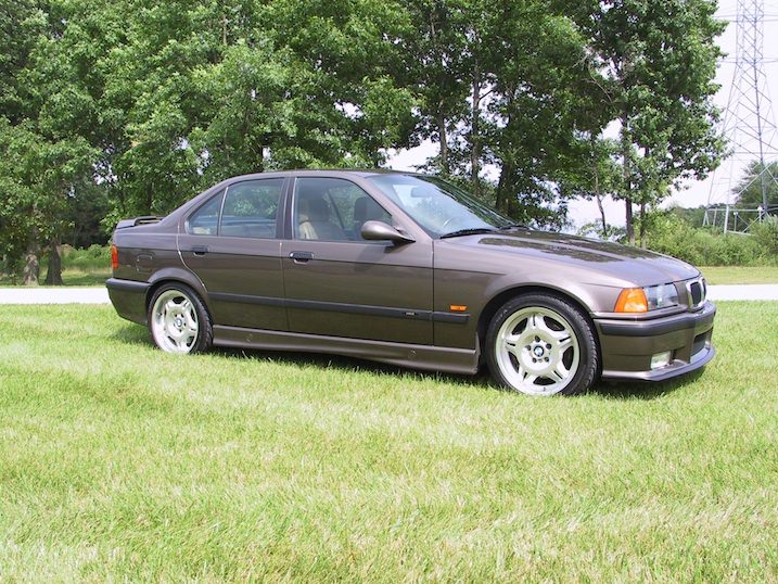 M3_US_limo.jpg.060902293845d6e4b0605dec18f03d76.jpg