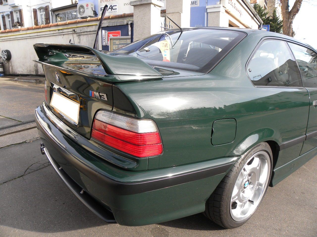 bmw-serie-3-e36-coupe-m3-3.jpg