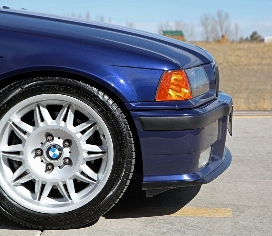 093-car.jpg