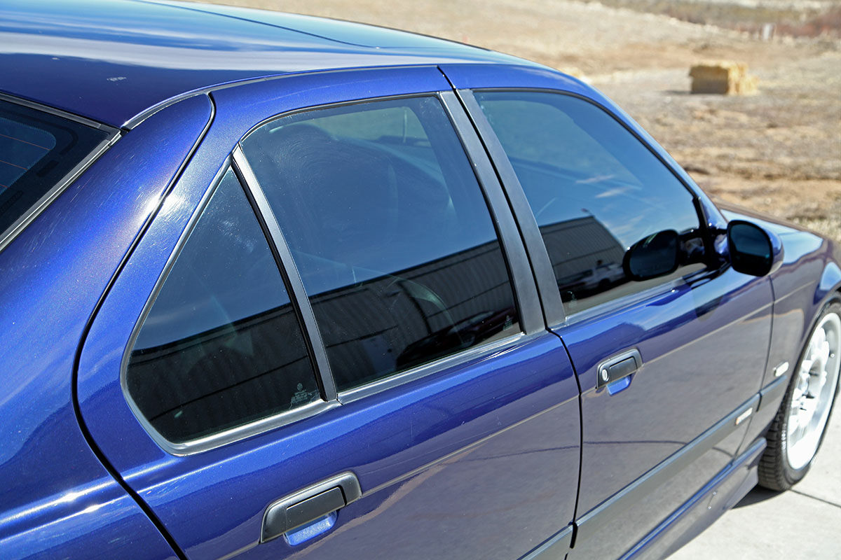 099-car.jpg