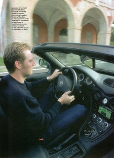 2001-10-sport-auto-577-063.jpg