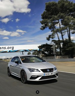 2017-08-sport-auto-667-073.jpg