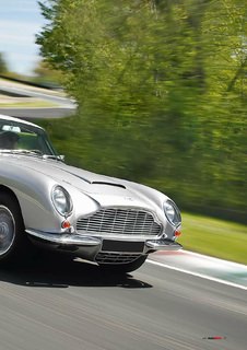 2019-07-autoretro-443-015.jpg