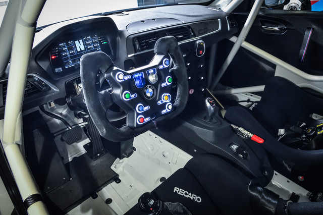 P90401271-highRes.jpg