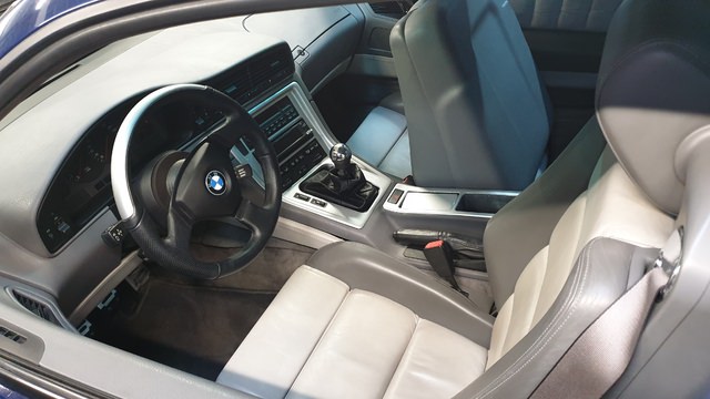 BMW 850 CSI  3.jpg