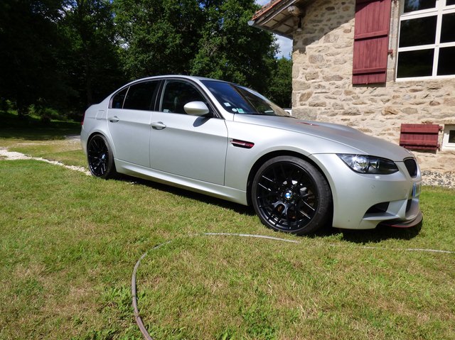 E90 red.jpg