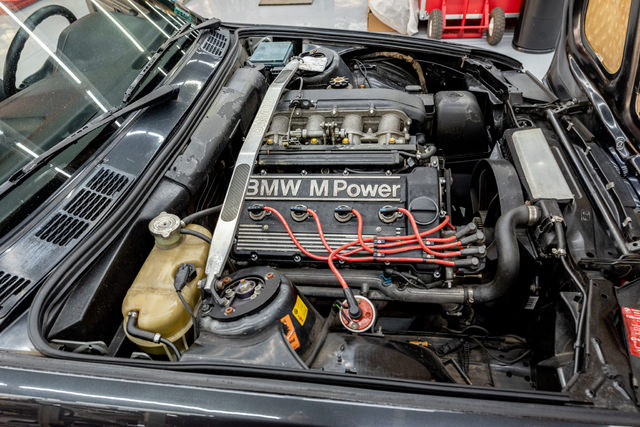 1990_bmw_m3_1584050148d208495d1990_bmw_m3_158405014665ef66e7dff9f9876ceea2f76-af61-4007-91ad-d5e87a592507-BHhouj.jpg