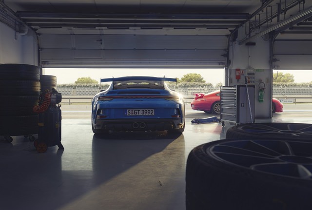porsche-911-992-gt3-P21_0077_a3_rgb.jpg