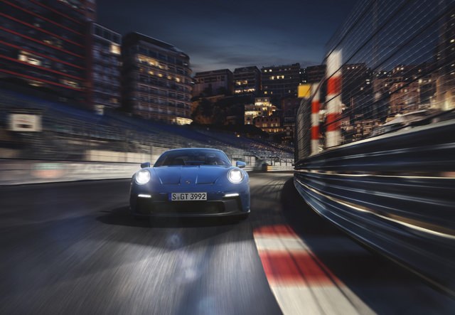 porsche-911-992-gt3-P21_0087_a3_rgb.jpg