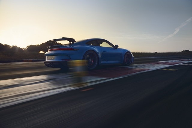 porsche-911-992-gt3-P21_0095_a3_rgb.jpg