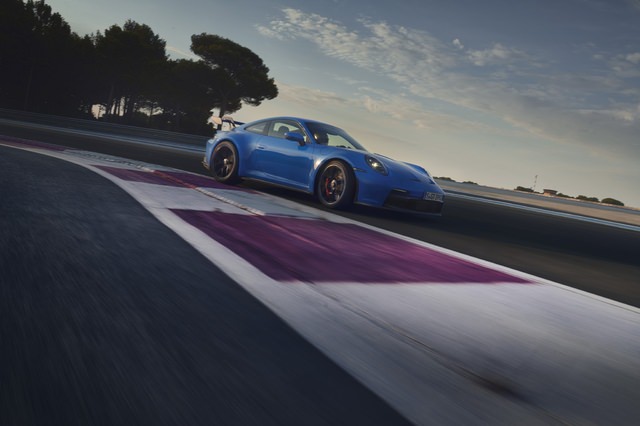 porsche-911-992-gt3-P21_0096_a3_rgb.jpg