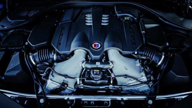 BMW_ALPINA_B8_G16_CMYK_19.jpg